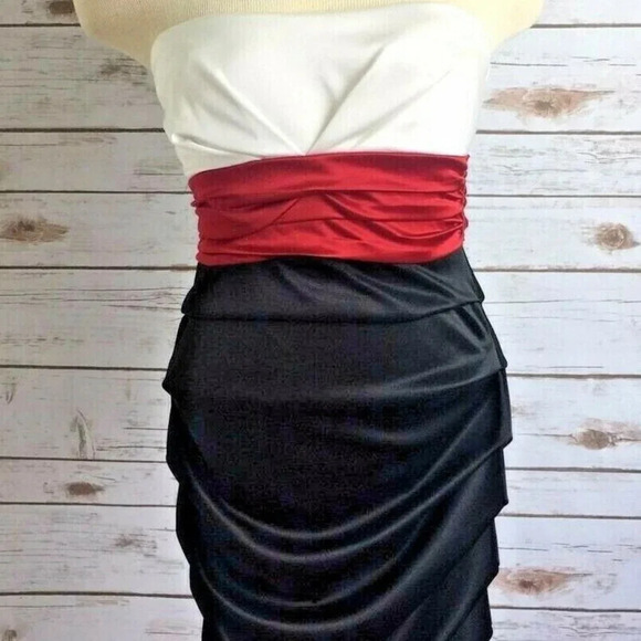 Speechless Dresses & Skirts - SPEECHLESS Women Formal Strapless Above Knee Length Black/White/Red Dress Sz S